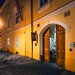 Old Royal Post Boutique Hotel & Premium Suites